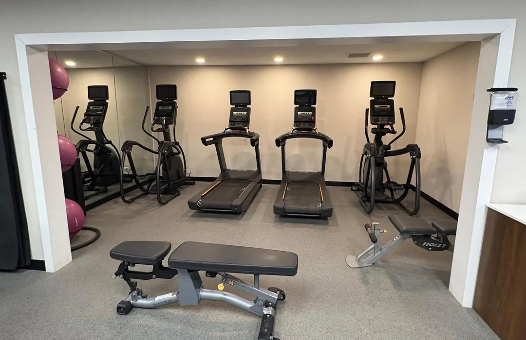 Holiday Inn Express & Suites Raleigh West - Lenovo Center By Ihg-1