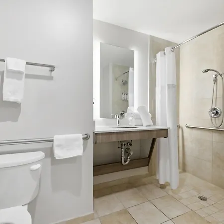 Holiday Inn Express & Suites Raleigh West - Lenovo Center By Ihg-2
